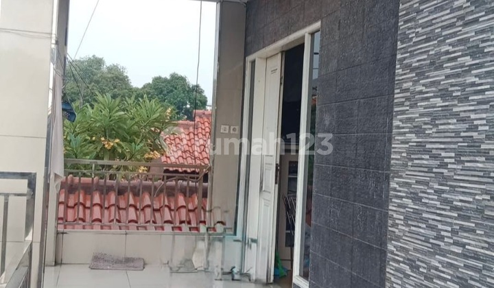 SELL FAST & CHEAP BEAUTIFUL HOUSE IN EAST CIPUTAT SOUTH TANGERANG 2