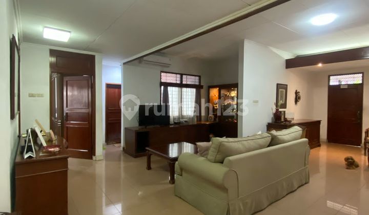 Rumah Bagus Siap Huni Cempaka Putih Jakarta Pusat SHM No Renovasi