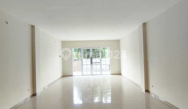 FOR RENT: NEW SHOPHOUSE, STRATEGIC LOCATION, CEMPAKA PUTIH, CENTRAL JAKARTA FOR RENT: NEW SHOPHOUSE, STRATEGIC LOCATION, CEMPAKA PUTIH, CENTRAL JAKARTA