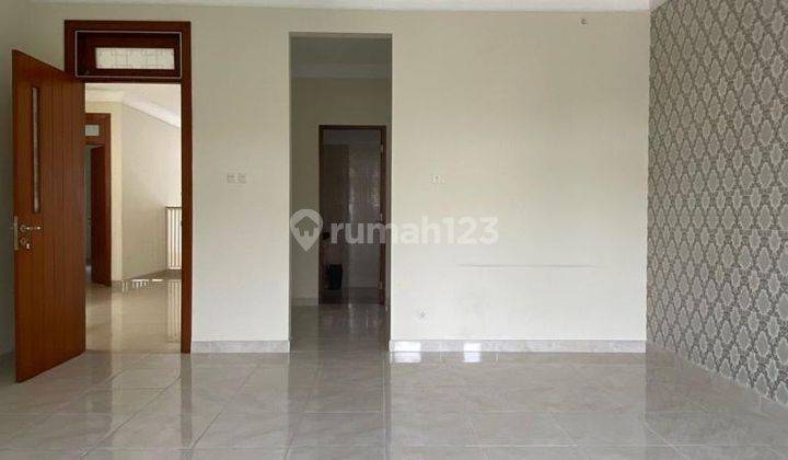 Miliki Rumah 2 Lt. di Prime Area Menteng Jakarta Pusat Hanya 21 M Saja 2