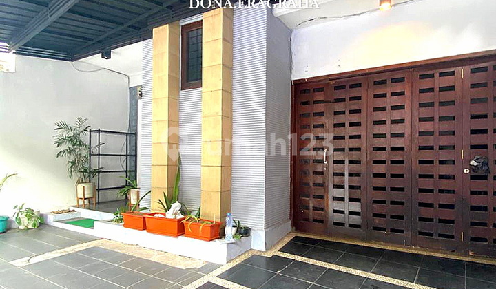 Quick Sale Modern House 5 Minutes to MRT Haji Nawi in Cipete 2