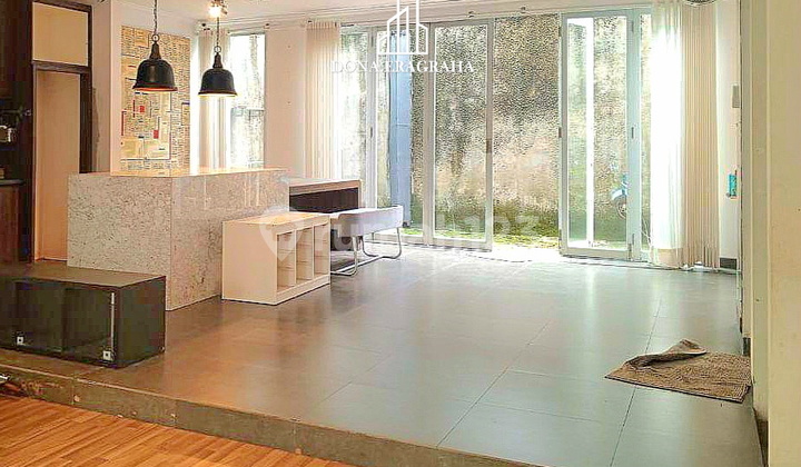 Beautiful Townhouse Near Al Izhar in Pondok Labu Cluster, Cilandak 2