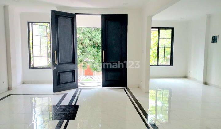 Turun Harga Brand New Rumah Classic di Pondok Indah, Jaksel 2