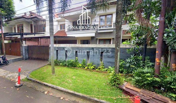 Rumah Lokasi Strategis 1 Menit Dari Senopati, Kebayoran Baru 1