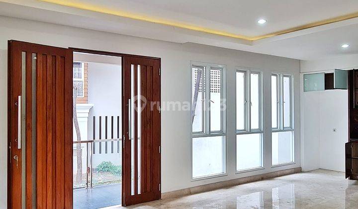 Townhouse Cantik Dalam Cluster Taman Pesona, Jati Padang, Jaksel 2