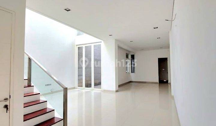 Best Price Rumah Modern Lokasi Strategis Dekat Pondok Indah Mall 2