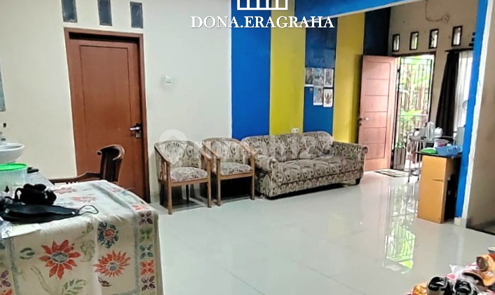 House in a Quiet Area, Strategic Location at Veteran Bintaro, South Jakarta. 2