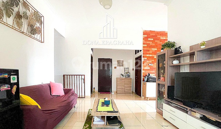 Nice House Ready to Occupying Strategic Location in Tanjung Barat, South Jakarta 2