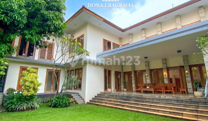 Nyaris NJOP Rumah Mewah Design By Hadiprana Di Komplek, Kemang Nyaris NJOP Rumah Mewah Design By Hadiprana Di Komplek, Kemang