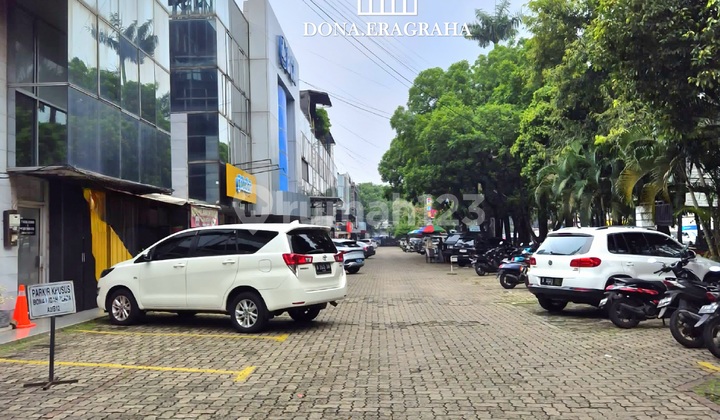 Cheapest Strategic Shophouse in Bona Indah Plaza, Lebak Bulus 2