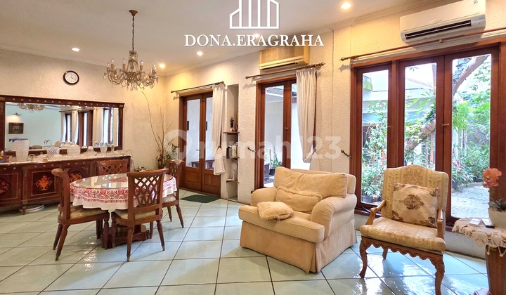 NJOP Almost 3.5-Story House in a Quiet Environment at Pondok Indah 2