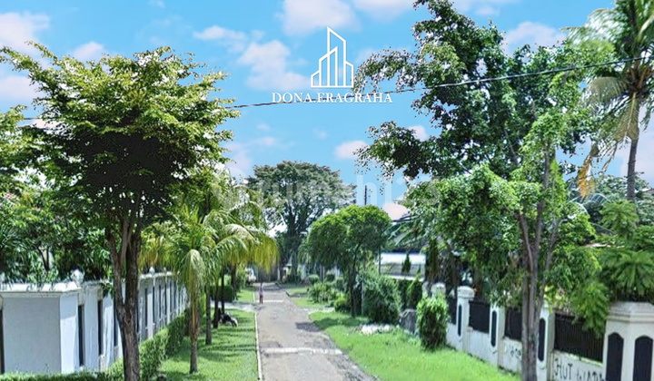 Rumah Lama Hitung Tanah di Komplek Deplu Cidodol Permata Hijau