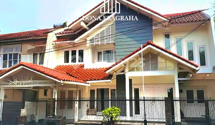 Rumah Siap Huni Ada Kolam Renang di Bona Indah Lebak Bulus