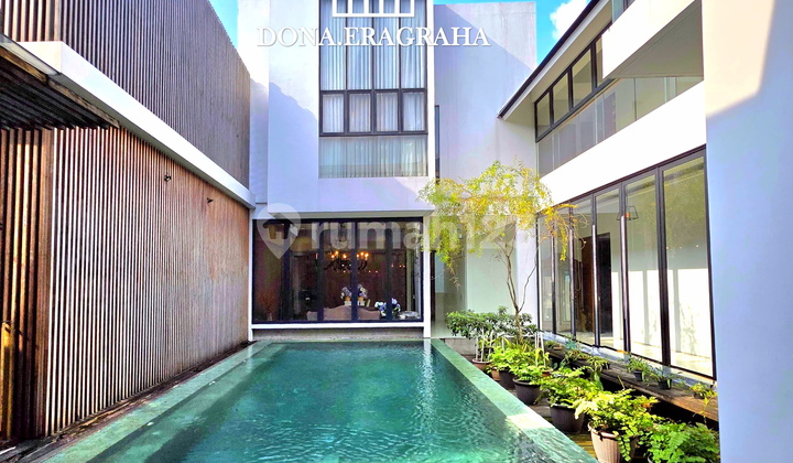 Rumah Tropical Mewah Siap Huni Di Taman Radio Dalam, Jaksel 1