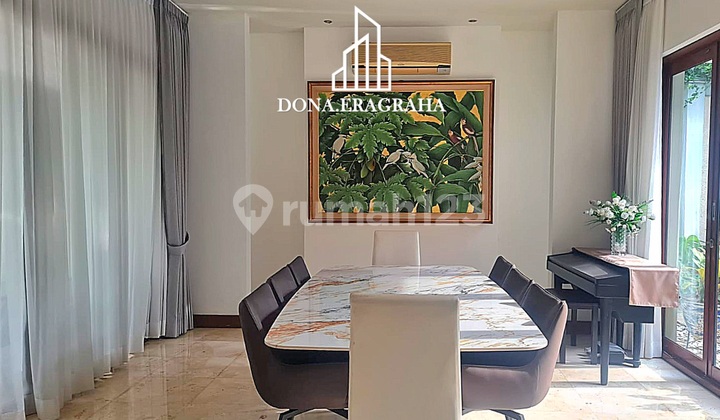 Luxury Ready-to-Occupy House in a Quiet Neighborhood in Kemang, South Jakarta 2
