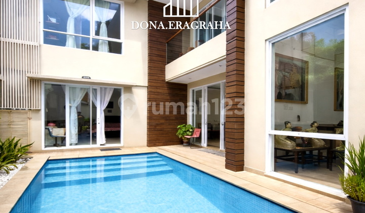 Beautiful Ready-to-Live Modern Design House in Pondok Indah Beautiful Ready-to-Live Modern Design House in Pondok Indah