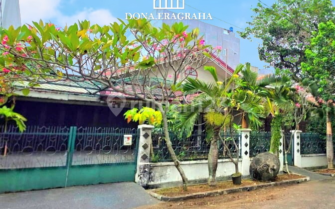 Rumah Hitung Tanah Dalam Komplek One Gate di Veteran Raya Jaksel Rumah Hitung Tanah Dalam Komplek One Gate di Veteran Raya Jaksel