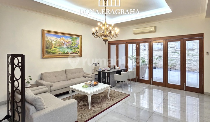 Turun Harga Rumah Cantik Siap Huni Komplek Tenang Jalan Lebar