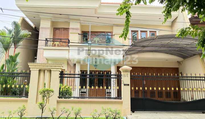 Rumah Mewah Sgt Terawat Manyar Jay Rumah Mewah Sgt Terawat Manyar Jay