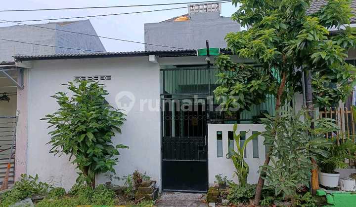 House for Sale in Taman Gununganyar, Surabaya 1