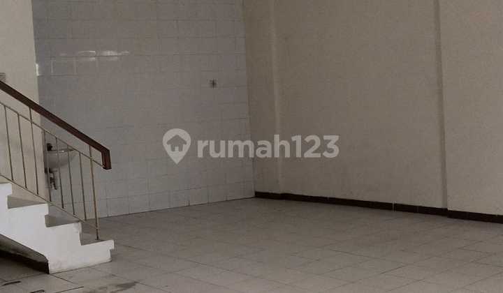 Good ready-to-occupy shophouse Darmo Galeria Mayjen Sungkono 2