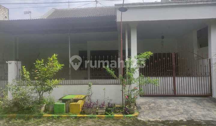 Rungkut Menanggal House