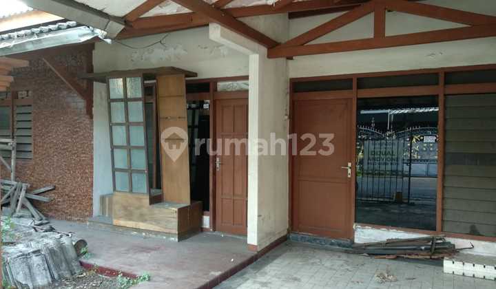 RUMAH HITUNG TANAH DI KUTISARI INDAH SIWALANKERTO