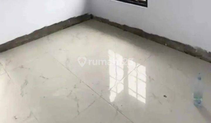 Dijual 2,5 Lantai Rumah Di Cimanggis Tapos  2