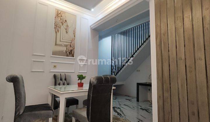 Dijual Rumah 2 Lantai Lokasi Cimanggis Depok 2