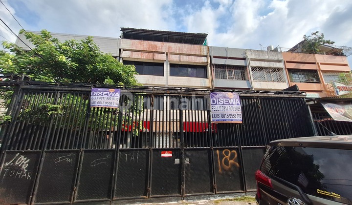 Disewakan Cepat Ruko Gandeng ( 2 Ruko) P.jayakarta Raya, Jakarta Pusat Disewakan Cepat Ruko Gandeng ( 2 Ruko) P.jayakarta Raya, Jakarta Pusat