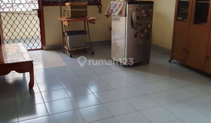 Rumah 2 lantai posisi hadap jalan raya,Jkt - Utara 1