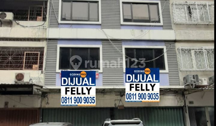 For Sale: Adjacent Shop House in Krekot, Pasar Baru, suitable for office use 2