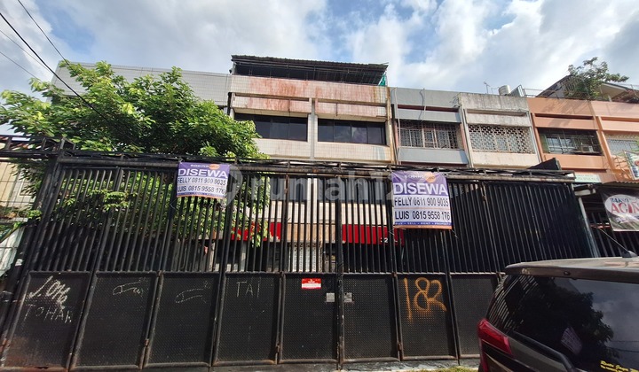 For Rent Fast Twin Shophouses (2 Shophouses) P. Jayakarta Main Road, Central Jakarta 2