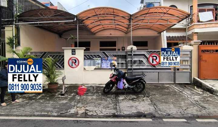 Jual Rumah Siap Huni 1,5 Lantai, Lokasi Strategis, Dekat Rs Husada, Mangga Besar, Jkt- Barat Jual Rumah Siap Huni 1,5 Lantai, Lokasi Strategis, Dekat Rs Husada, Mangga Besar, Jkt- Barat