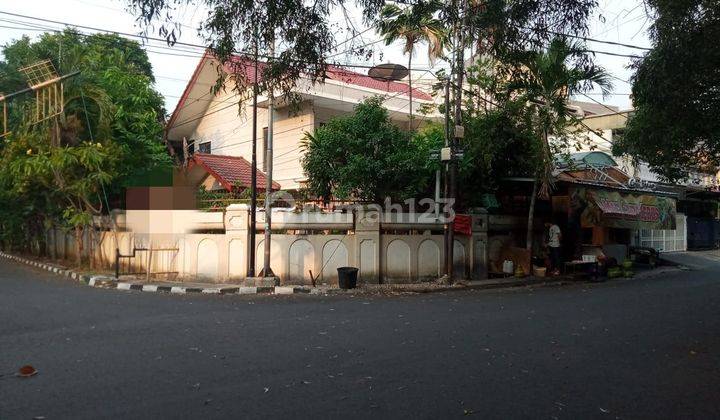 Dijual Rumah di Jln Pulomas 1