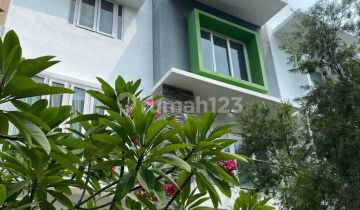 Dijual Rumah Springhill Golf View 