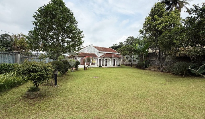 Villa Di Cisarua Luas Dekat Ke Jalan Raya Area Villa Nego Sudah Shm