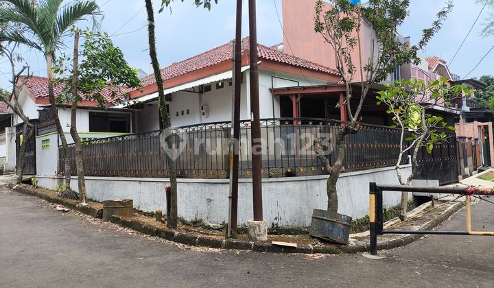 Coba Aja Tawar Murah Banget! Rumah Hoek Tanah Luas Bagus Plus Ac Di Bukit Cimanggu City Shm