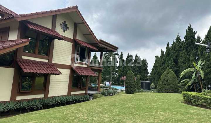 Villa Trawas Padepokan