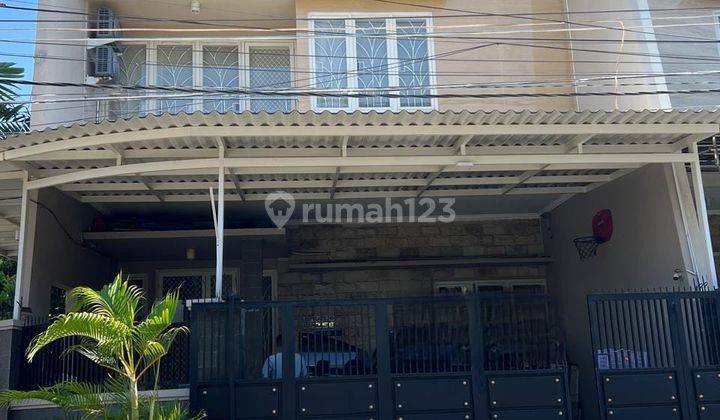 Rumah Sutorejo Utara Surabaya Kondisi Semi Furnish Yang Menempel 1