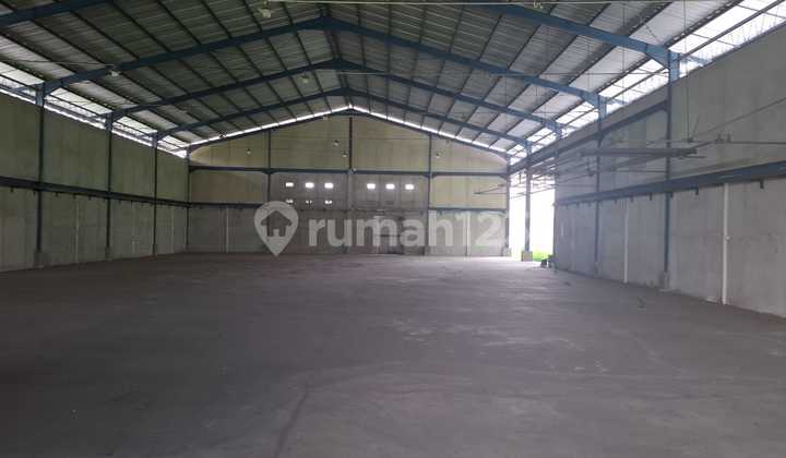 For Rent / Sale Ex Ngoro Factory Warehouse, Mojosari, Mojokerto Regency - 40 ft Container For Rent / Sale Ex Ngoro Factory Warehouse, Mojosari, Mojokerto Regency - 40 ft Container