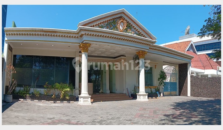 Parkir Luas Depan & Belakang, Rumah Usaha Raya Darmo, Surabaya Pusat