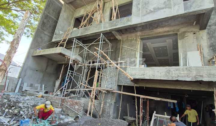 Rumah Mewah Baru Gress Citraland Woodland Surabaya Barat 2