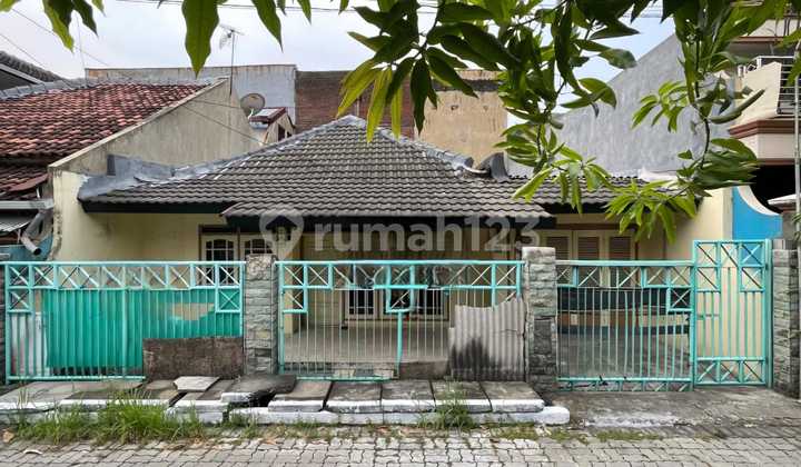 Rumah di Perumahan Pepelegi, Waru,  Sidoarjo - Adem Hadap Selatan  1