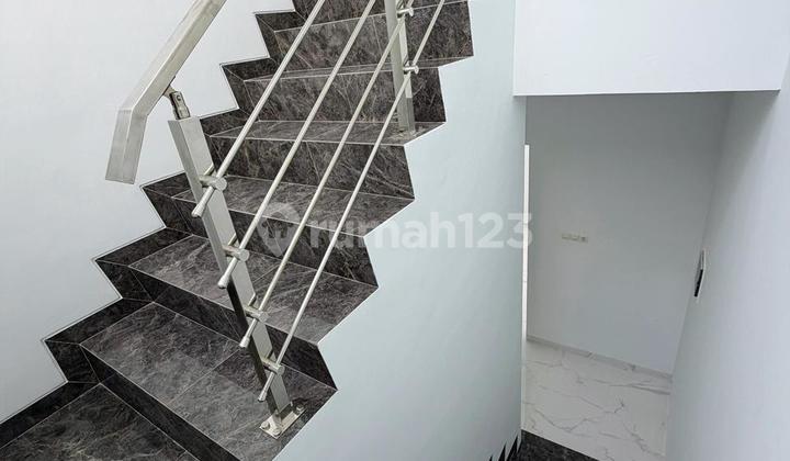 Rumah Bukit Palma 2 Lantai Baru Gress Minimalis Luas dan Siap Huni 2