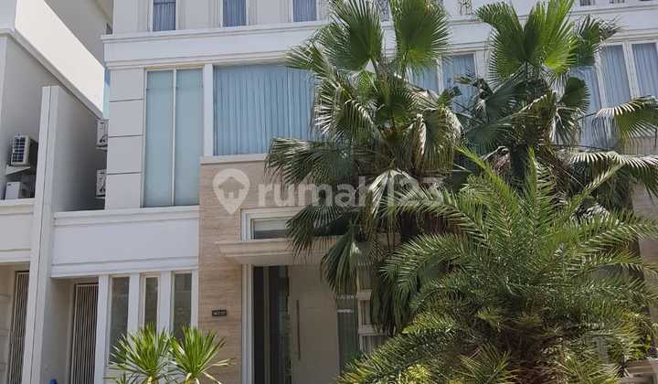 Pakuwon Indah Cluster La Ritz Embassy House 2