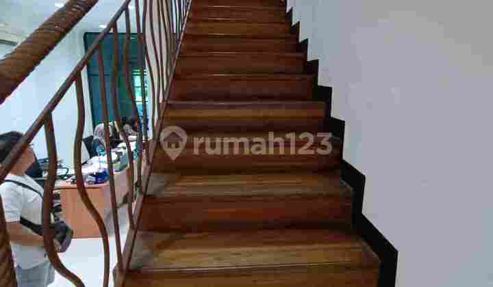 HR Muhammad Area Commercial Building Surabaya 2