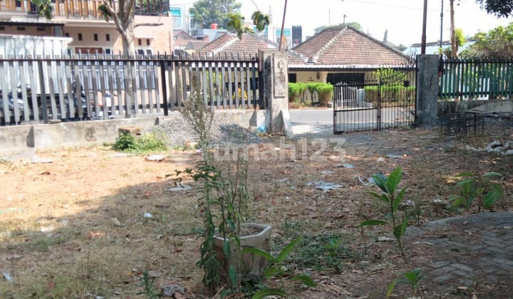 Lawang Malang Grand House 2