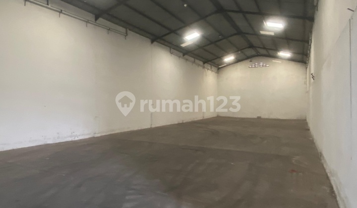 Disewakan Gudang Margomulyo Surimulia Kondisi Bagus Siap Pakai