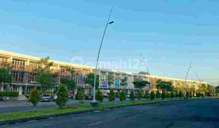 Ruko Premium Crown Soho Royal Residence Wiyung